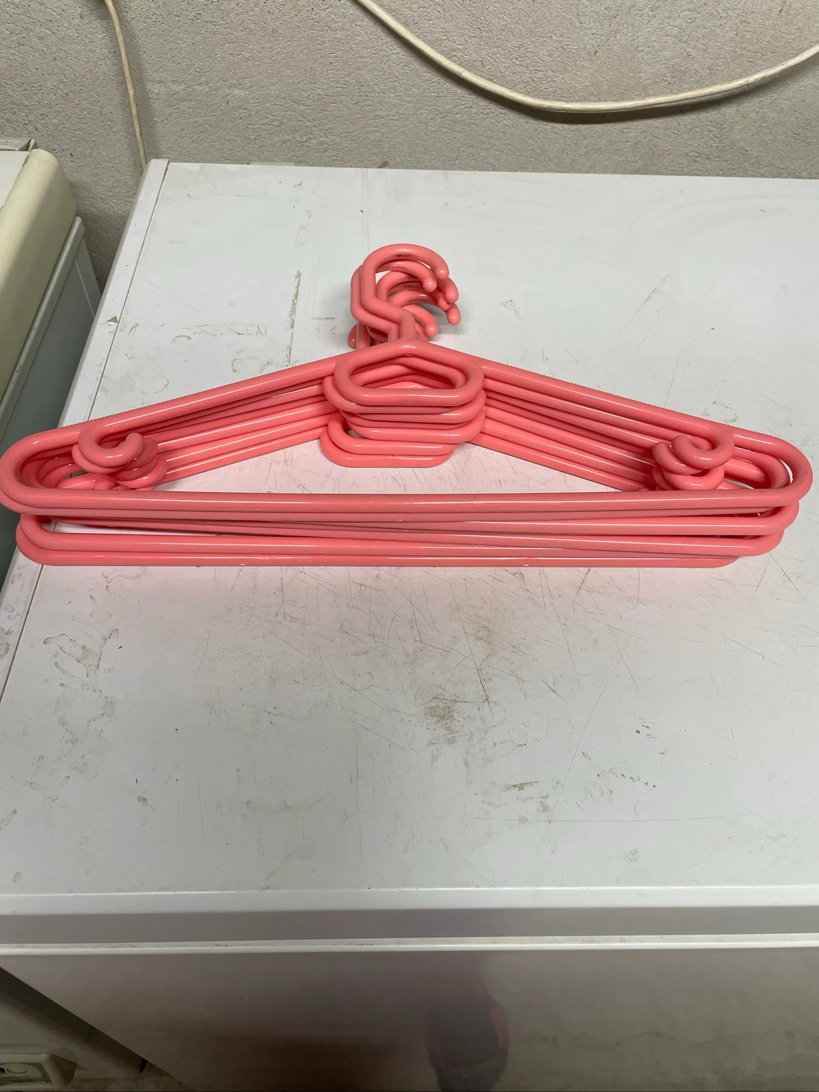 Hangers – photo 2